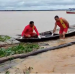 Vídeo: Moradores empurram balseiro e encontram h0mem m0rt0 em Manacapuru
