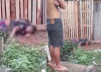 Vídeo: Homem b@t3 na própria mãe e cr1m1n0s0s vão atrás dele em Manacapuru