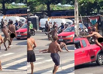 Vídeo: suspeito fica sem roupa e leva p0rrada ao tentar r0ubar moto de mulher na rua