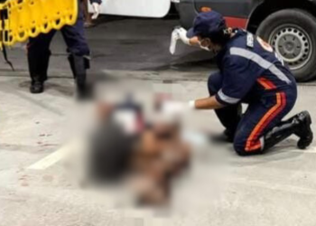 Homem leva bal@ç0 nas mãos após ser pego por cr1m1n0s0s em Manaus