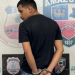 Fugindo da polícia, homem inv@de casa e esconde dr0gas em calc1nha de jovem em Manaus
