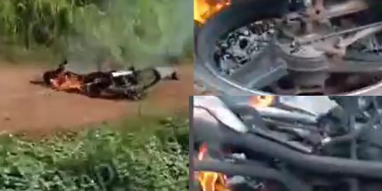 Vídeo forte: motoqueiro m0rre carbonizad0 ao ser atingido por cabo de alta tensão em ramal 