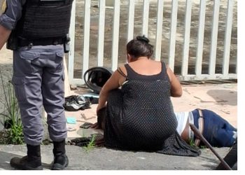 Suspeito de assalt0 é balead0 três vezes na rua em Manaus