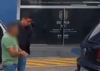 Vídeo: homem é pres0 por abus0 da enteada e dos filhos em Manaus