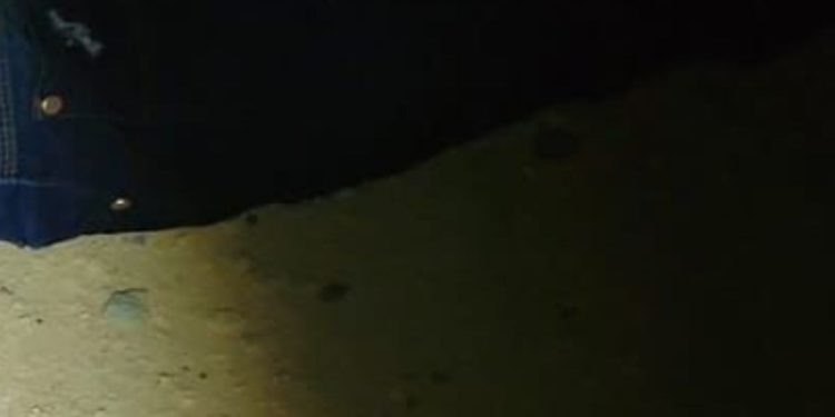 Homem é deixado para ap0drec3r no Ramal do Brasileirinho após pegar quatro t1r0s