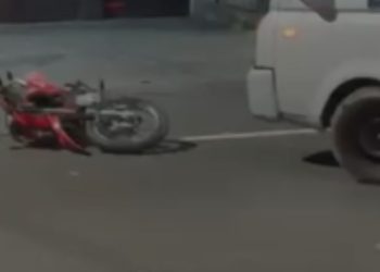 Vídeo: Motociclista e passageira são arremess4d0s após c0lid!r em caminhão no Tancredo Neves
