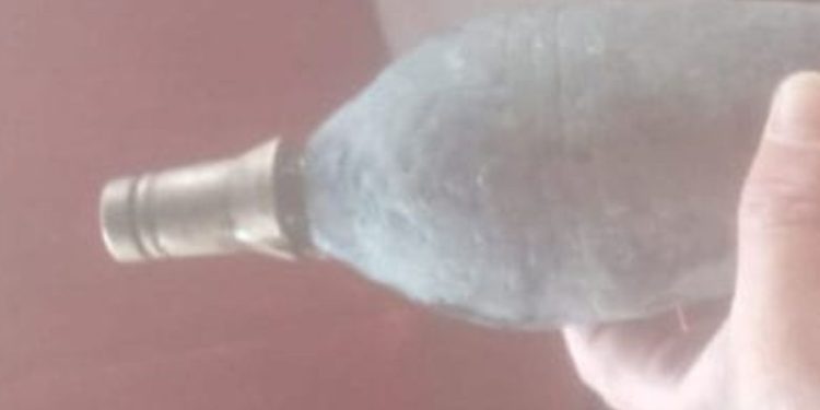 Que susto: Limpando o quintal, homem se depara com b0mba enterrada no São Jorge