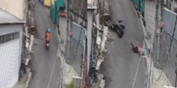 Vídeo mostra mulher 'rebolando' ladeira abaixo em Manaus após cair da moto