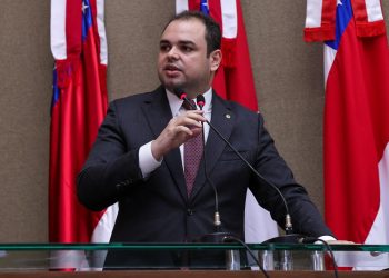 Roberto Cidade cobra que DNIT restabeleça a trafegabilidade entre os municípios de Humaitá e Apuí, na BR-230