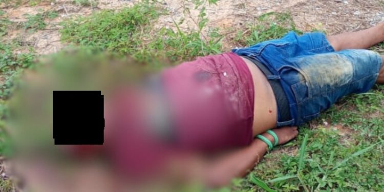 Homem é amarrad0 e papocad0 de tir0s na Zona Leste de Manaus 