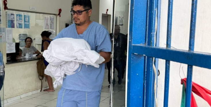 Bebê chega na UBS engasgad0 com mingau e m0rre em Manaus