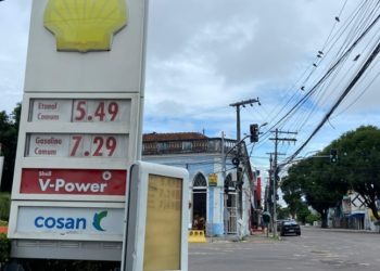 Mais de 30 postos de combustíveis são multados por preço abusivo da gasolina em Manaus