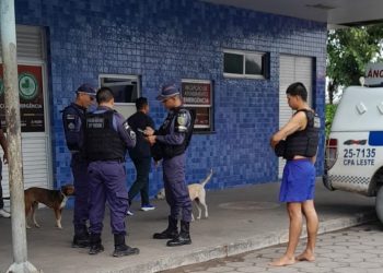 Criminosos invadem casa de PM que acabou de passar em concurso em Manaus; um deles é m0rt0