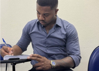 Após reclamar de falta de ‘publi’ no Carnaval, Davi Brito inicia faculdade de Direito