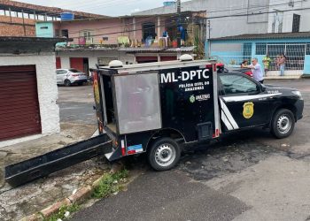 Homem é mort0 ao fazer refém garota que se preparava para ir a escola em Manaus