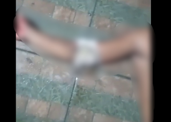 Vídeo: Homem é g0lpead0 no peito e m0rr3 no Centro de Maués