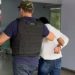 Homem ciumento e violent0 é pres0 em Manaus após dar tir0 no rosto da namorada