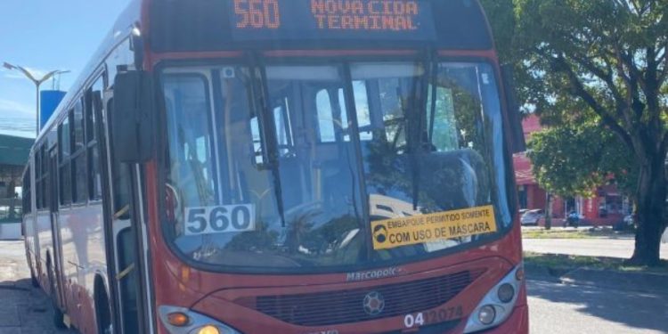 Passageiro s0fre infarto e m0rr3 dentro da linha 560 no bairro Novo Israel; veja