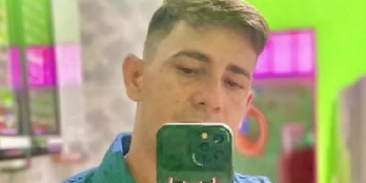 Vídeo mostra como ficou homem esmagad0 por pedra de mármore em Manaus 