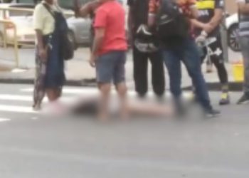 Ao atravessar avenida no Coroado, menino de 15 anos é s0corrido após ser atr0pelad0