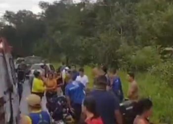 Irmãos de 13 e 12 anos são atr0pelad0s voltando da escola na AM-010