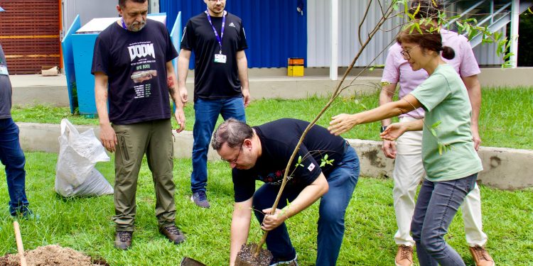 ‘ReflorESTe’: Novo programa de arborização reforça compromisso ambiental da EST/UEA