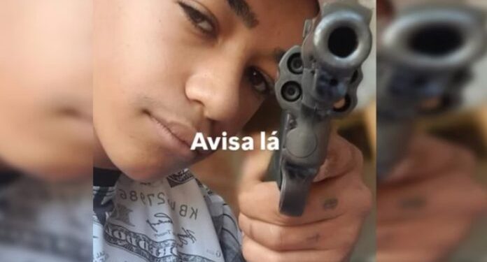‘Seus alma s3b0sas’, diz f0ragid0 nas redes sociais antes de ser ab@t1d0 pela PM