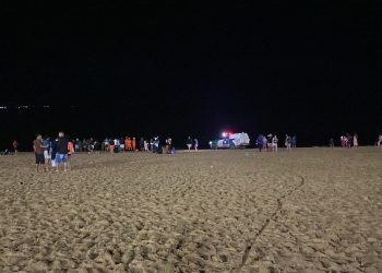 Na Praia da Ponta Negra, menino de 16 anos dá mergulho no rio e m0rr3 af0gad0