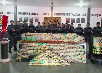 Bandid0s escondem R$ 8 milhões em mac0nha na oficina de Manaus e PM vem “consertar o carro”