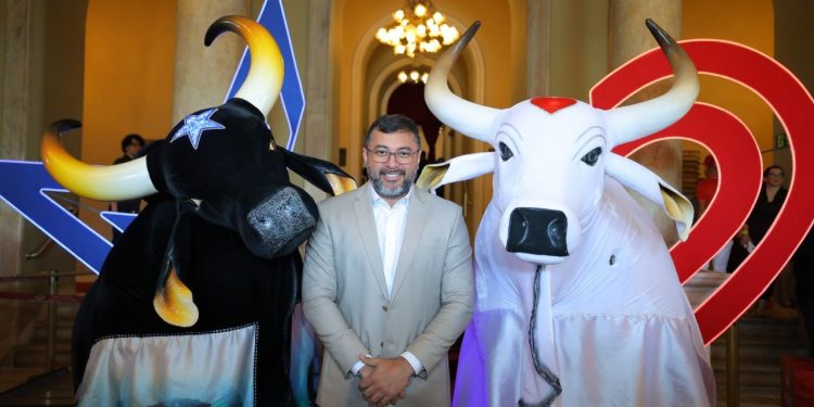 Com Caprichoso e Garantido, governador Wilson Lima lança o 58º Festival Folclórico de Parintins