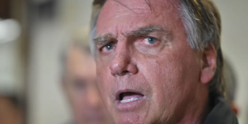 Maioria do STF decide e Bolsonaro vira réu pelo cr1me de golpe de Estado