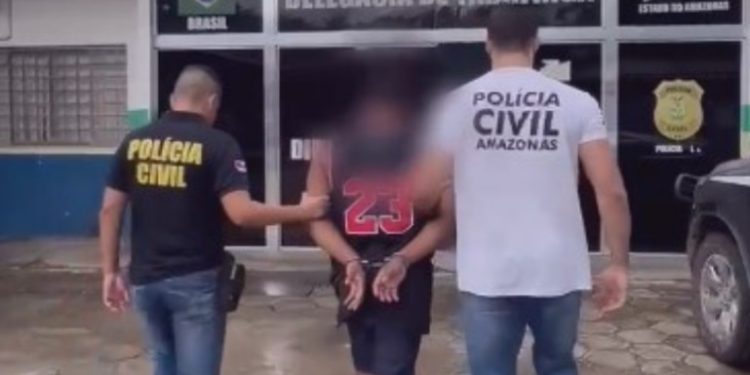 Mãe descobre gravidez da filha após relato de  “laranja na barriga”