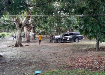 Jovem é visto em d1scussã0 com trio e depois é m0rt0 a f@cada$ em Manaus