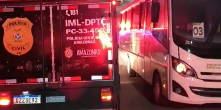 Irmãos m0rr3m balead0s dentro de casa e um terceiro fica f3r1d0 em Manaus