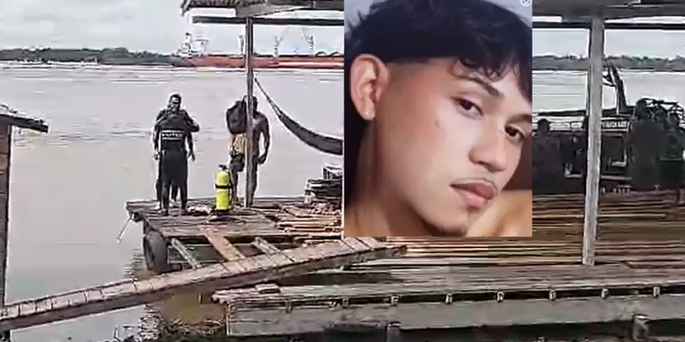 Vídeo: Jovem desaparece após pular na água após bebedeira com amigos em flutuante em Itacoatiara