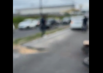 Motociclista perde o controle e m0rr3 ao tentar desviar de buraco em Manaus