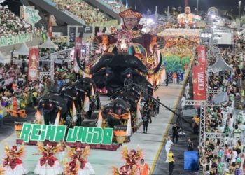 Reino Unido da Liberdade é a campeã do Carnaval de Manaus