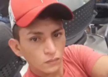 Vídeo: Homem é achado enterrado em cova com o rosto desfigurado no Amazonas