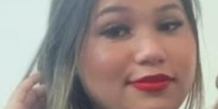 Família vai à delegacia após jovem de 18 anos desaparecer na Compensa
