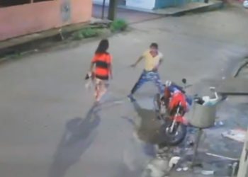 Vídeo: Homem tenta terminar relacionamento e acaba esfaque4d0 pela esposa em Manaus
