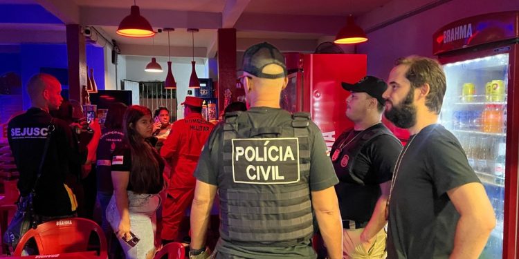 Cachaça, chifre e problema: SSP fecha bares na ZL e acaba com festa dos bebuns em Manaus