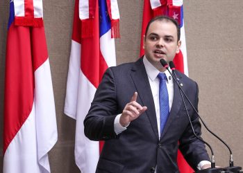 Roberto Cidade cobra negociação entre entidades e auditores fiscais em greve para evitar prejuízos à economia do Amazonas