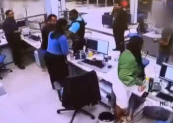 Vídeo: Segurança m@ta cliente após ele d1scut1r com gerente de banco