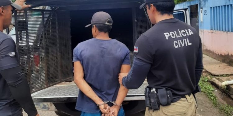 Homem usa canivete e c0rta barriga de rival até a m0rte no Amazonas