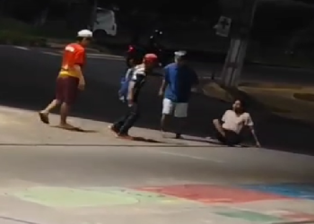 Vídeo: Homem é flagrado ‘t1cand0’ outro em br1ga em posto de combustível em Manacapuru