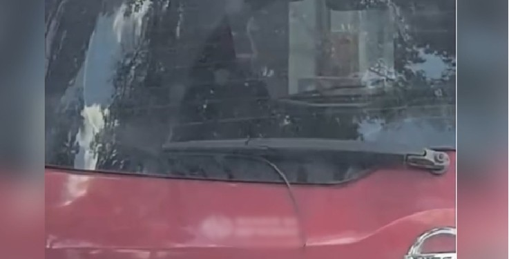 ‘Vai tremer… o carro vai tremer’: Casal é flagrado só no movimento dentro de veículo em Manaus; vídeo