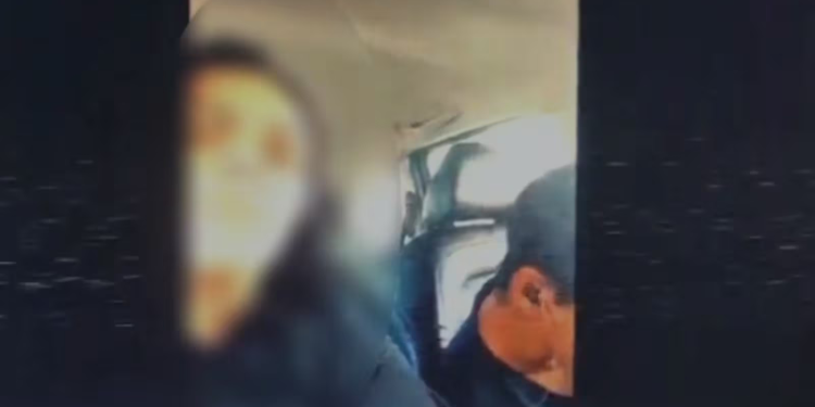 Homem sequ3stra a ex-companheira durante audiência sobre v1olência doméstica