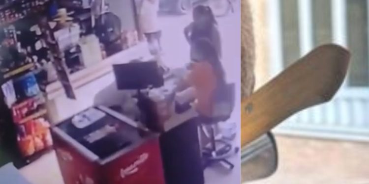 Homem cr4va f4ca em pescoço de idoso de 62 anos e câmera filma tudo; veja