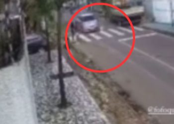 Idosa de 71 anos m0rr3 após ser atr0pelad4 por carro no Alvorada; veja o vídeo