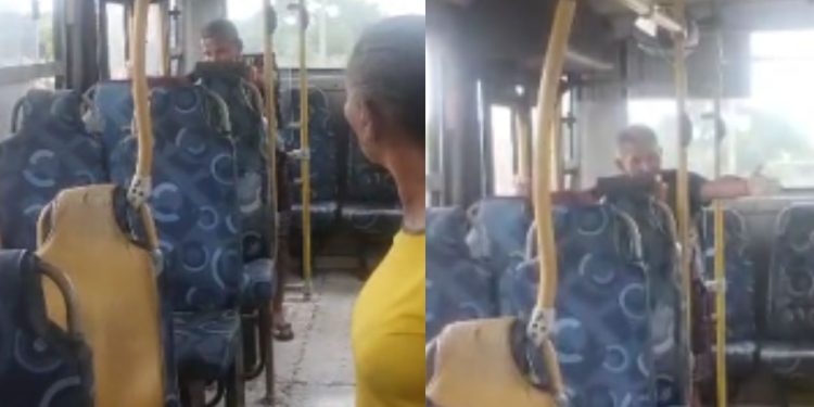 Mulher fica revoltada ao flagrar homem com 'saliênci4' dentro do ônibus em Manaus: 'estava fazendo assim'
